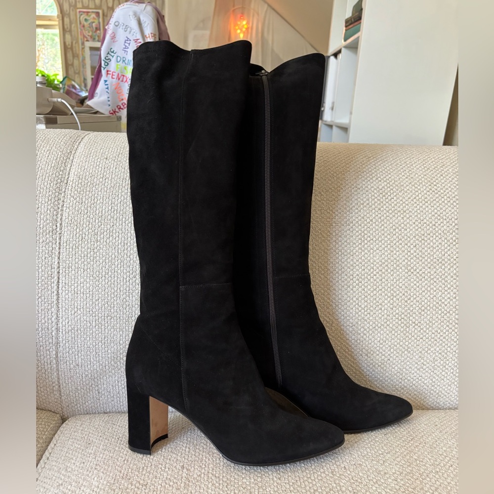 Never worn- Manolo Blahnik Black Knee-High Women's Boots
